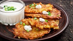 Что можно приготовить из кабачков быстро: 3 вкусных рецепта