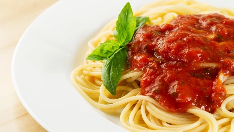 Паста с курицей в томатном соусе: простой и вкусный рецепт
