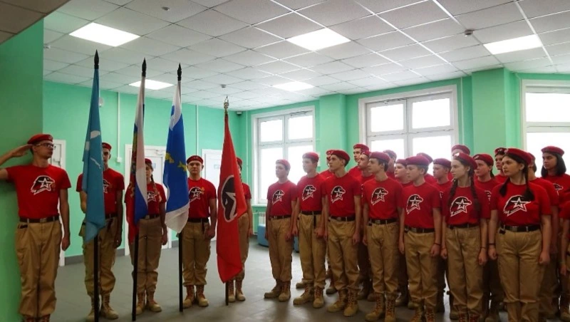 Полку курильских юнармейцев прибыло