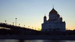 Введение во храм Богородицы 2024: история, молитвы и приметы праздника