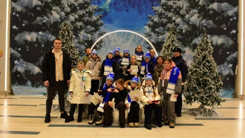 Юные сахалинцы посетили Кремлёвскую ёлку