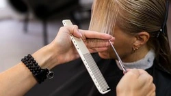 Лунный календарь стрижек на апрель 2024: когда идти в парикмахерскую