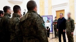 Островитяне передали сахалинским бойцам современное оборудование 