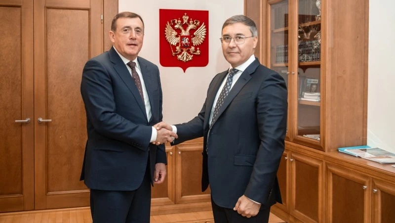 Полторы тысячи абитуриентов поступят в СахГУ в следующем году