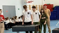 По Курильской школе промчался «Армейский экспресс»