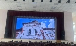 «Прифронтовой мир»: Война за горизонтом, жизнь продолжается 