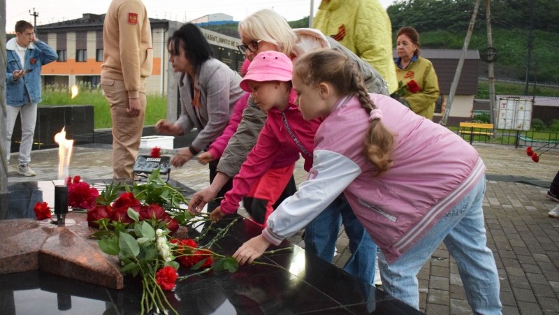 На Итурупе в День памяти и скорби прошла акция «Свеча памяти» 
