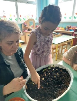 Юные рейдовчане создали мини-огород