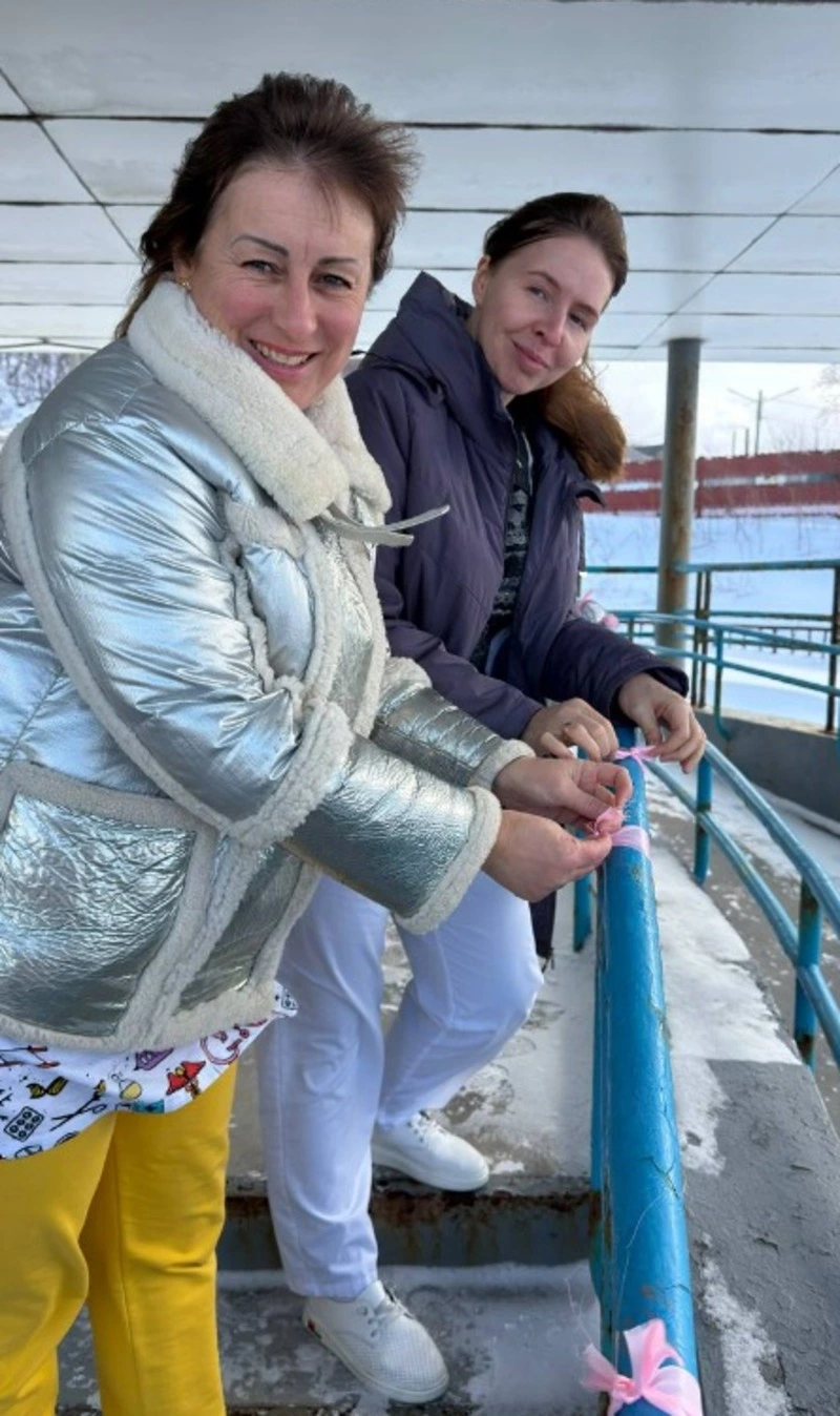 Акцию «Розовые ленточки» провели курильские врачи