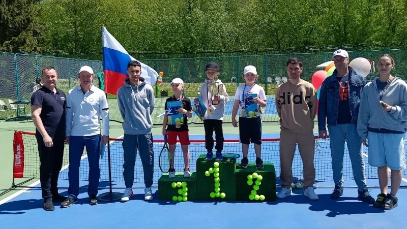 Курильский теннисист завоевал второе место на турнире в Южно-Сахалинске 