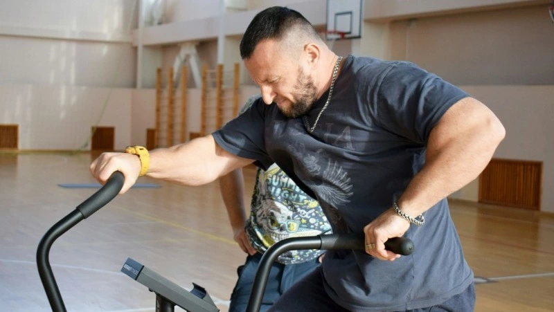 В курильском спортзале пронёсся «Новогодний ураган»