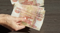 Индексация выплат и новый штраф: какие законы вступают в силу в октябре 2023 года