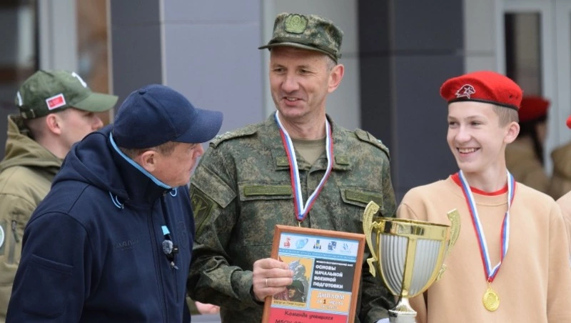 Курильские школьники стали трёхкратными чемпионами по НВП в Сахалинской области