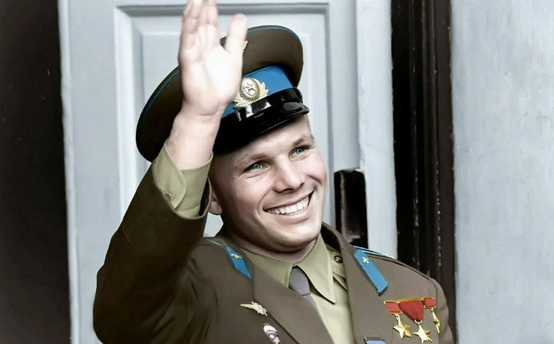 Первый полёт и улыбка, которую запомнил весь мир