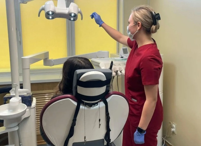 Новые стоматологические установки появились в областной профильной поликлинике 