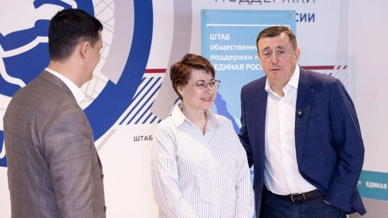Губернатор встретился волонтёрами Сахалина и Курил