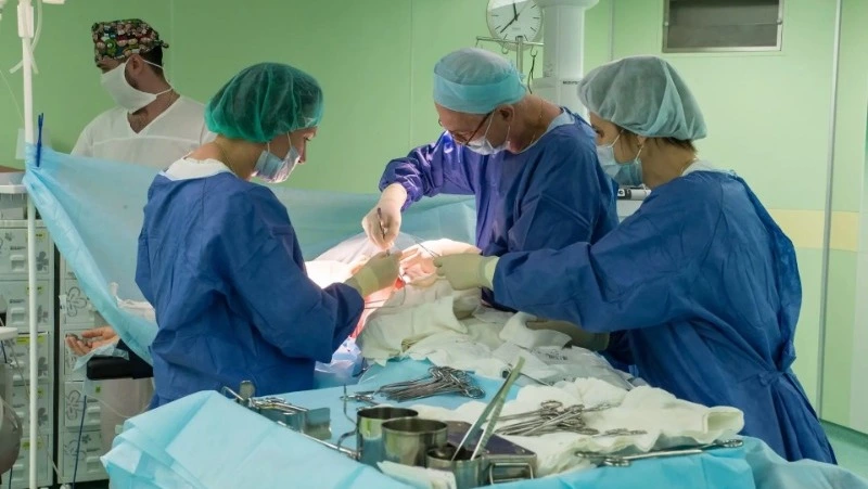 Сотрудники референс-центра напомнят пациентам о необходимости завершения обследования