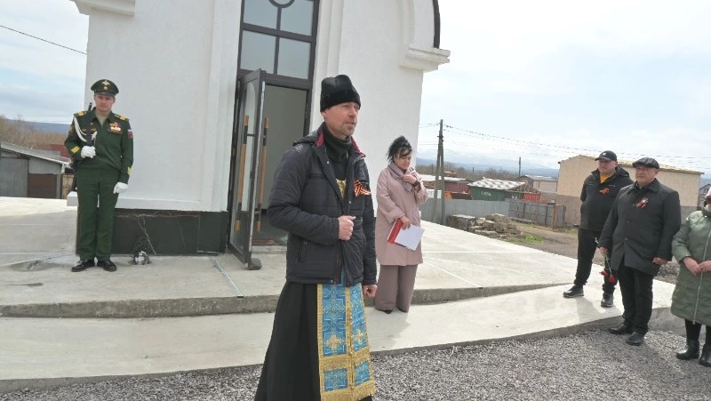 В Курильске прошло богослужение в память о ветеранах войны
