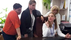 Дежурным курильской ЕДДС рассказали об этике телефонного общения с заявителями